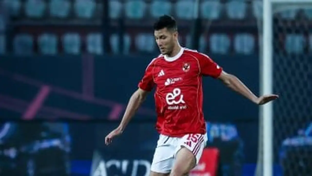 خطة انتقالات الأهلي يناير 2026: خياران لأشرف داري وضم لاعبين شباب